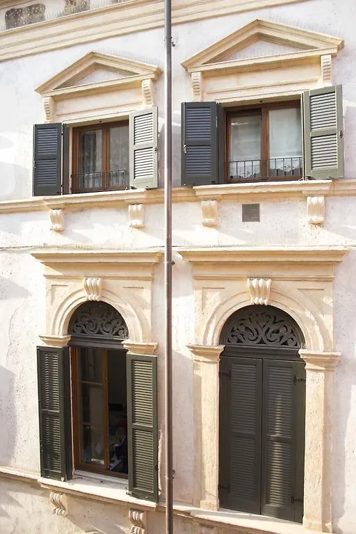فيرونا Residenza Piazzetta Monte