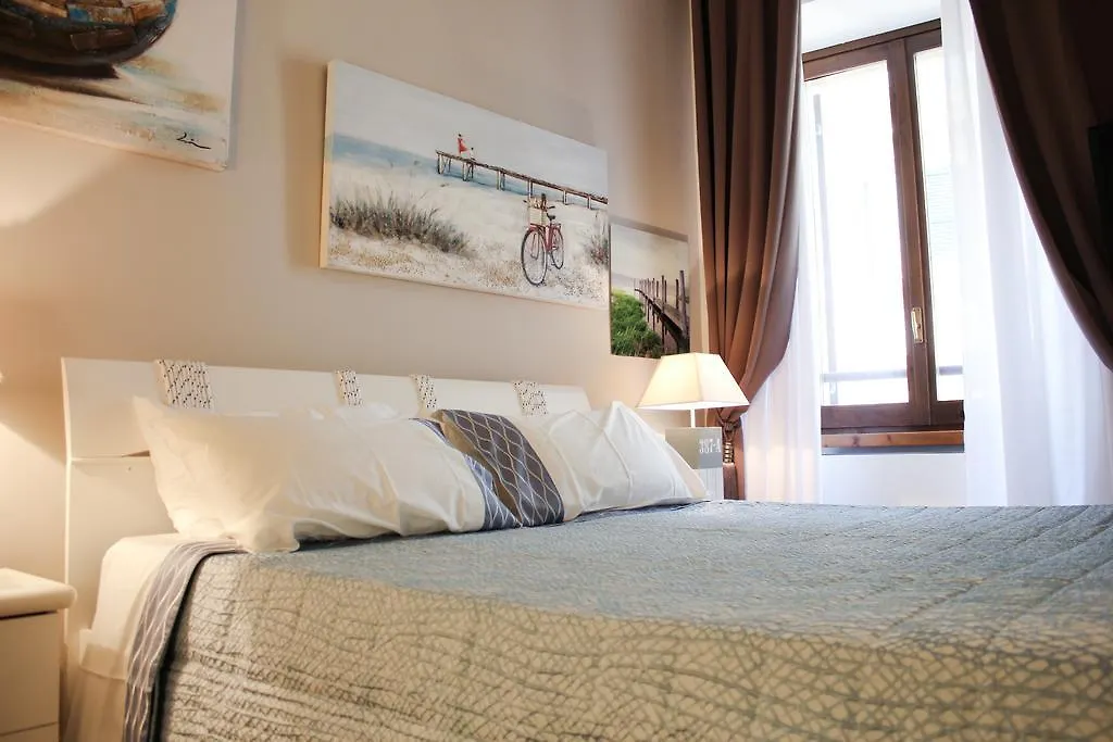 فيرونا Residenza Piazzetta Monte 0*,  إيطاليا