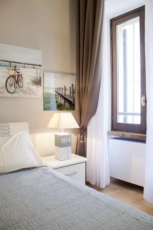 فيرونا Residenza Piazzetta Monte 0*,  إيطاليا