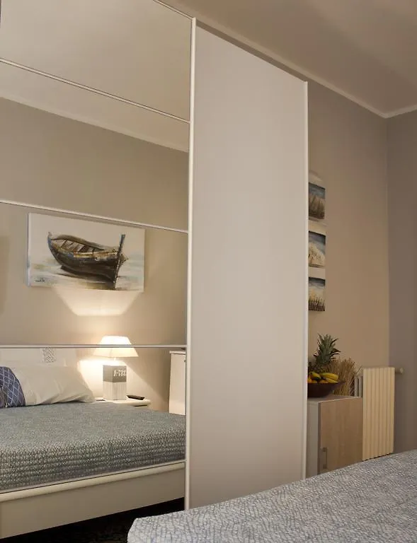 فندق مبيت وإفطار فيرونا Residenza Piazzetta Monte إيطاليا